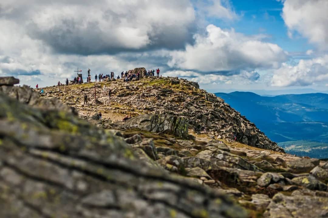Babia Góra: Szlaki, atrakcje i zimowe wyzwania przewodnik Arkadiusza