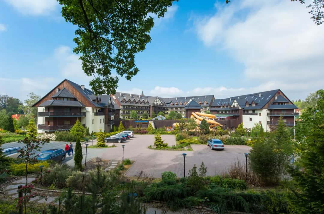 Hotele w Karpaczu: Znajdź idealny na SPA, rodzinę lub romantykę