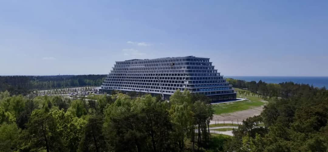 Hotel Gołębiewski Pobierowo: Otwarcie w 2026? Sprawdź najnowsze!